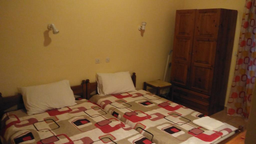 Stergiou Rooms Liri Ngoại thất bức ảnh